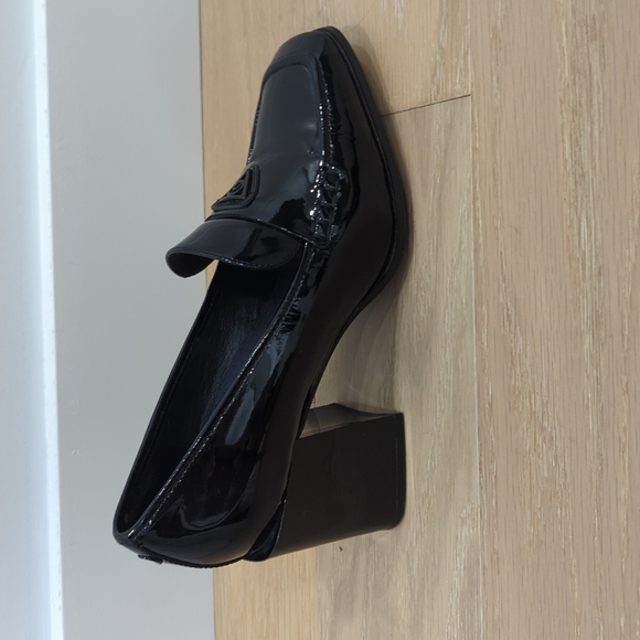 Wishbone Patent Leather Chunk Heels - Picture 2 of 5